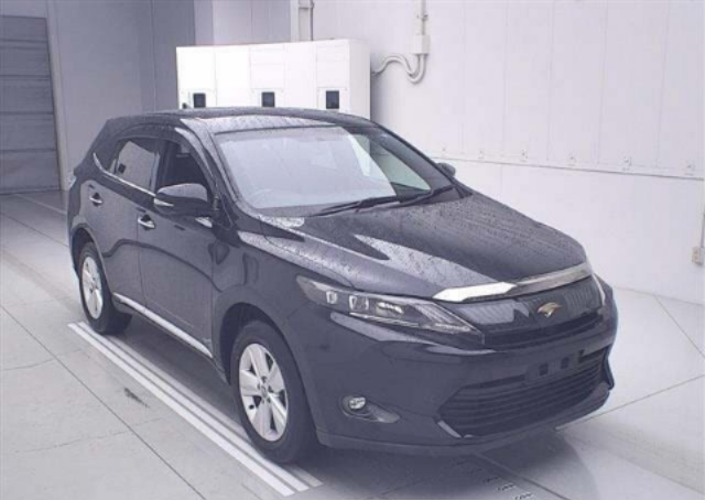 2014 Toyota Harrier — photo 1