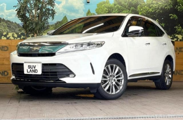 2017 Toyota Harrier — photo 1
